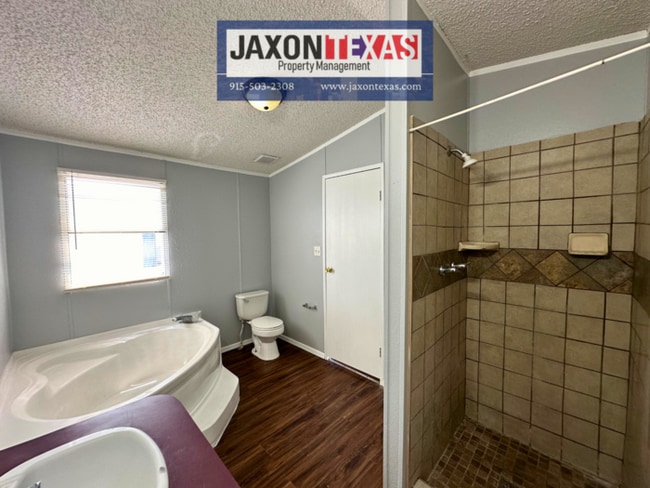 Building Photo - 850 Talbot Ave