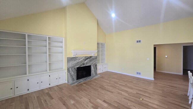 Foto del edificio - 2112 Quincy Ct