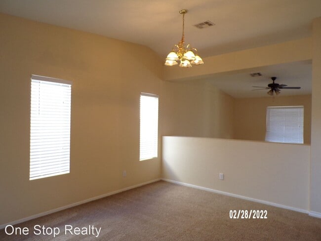 Building Photo - 4 br, 2.5 bath House - 2911 W. Hammer Ln.