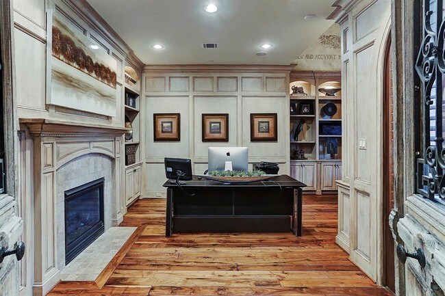 Foto del edificio - 4818 Palmetto St