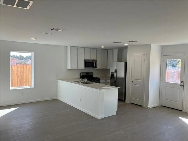 Foto del edificio - 9015 Rose Pelican Ln