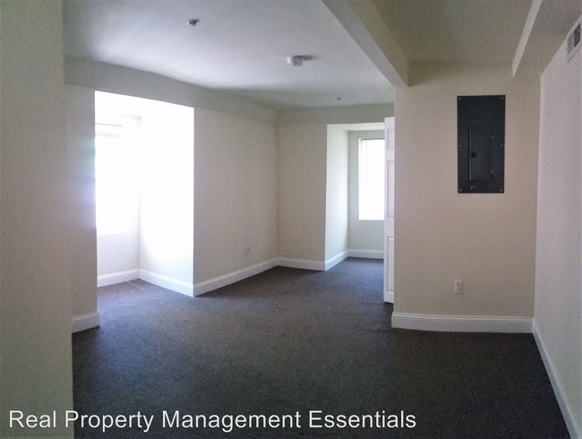 Foto del edificio - 640 E 33rd St