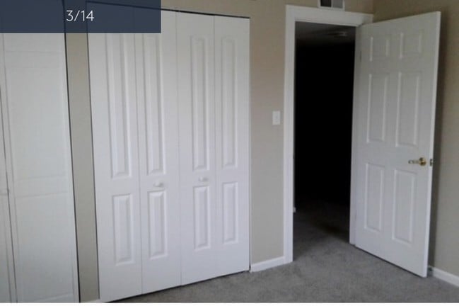 Foto del edificio - 6119 Knoll Wood Ct