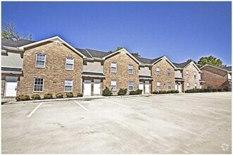 Building Photo - 2272 McCormick Lane