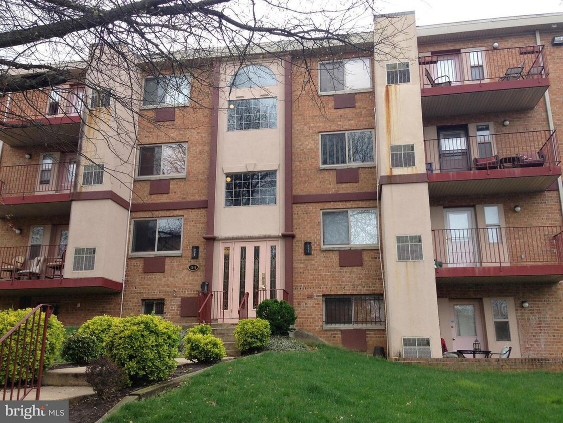 Foto del edificio - 4116 Ames St NE