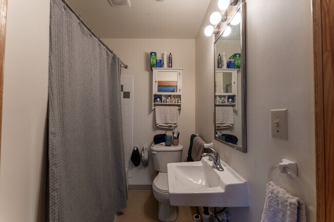 Foto del edificio - 209 College Ave