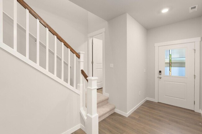 Foto del edificio - Beautiful Almost new home in Lake Stevens!