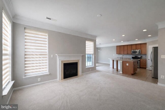 Building Photo - 12314 Tanalian Falls Ln