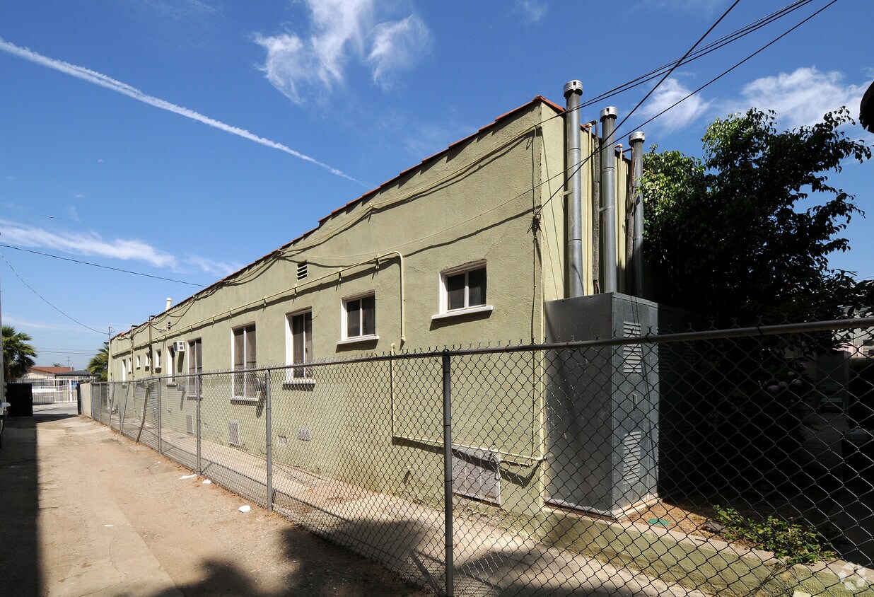 Foto del edificio - 1320 Edgemont St