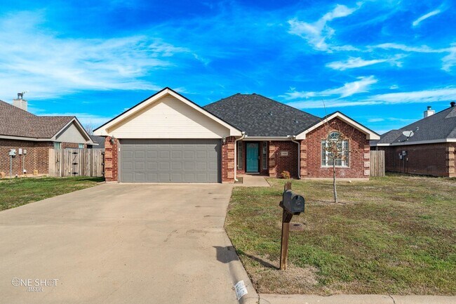 Foto del edificio - 1410 Tulane Dr