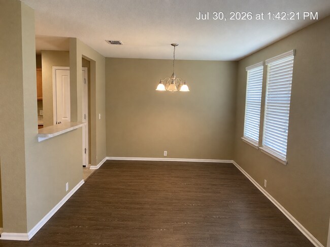 Foto del edificio - 3 Bedroom/2 Bath Encino Ridge Subdivision