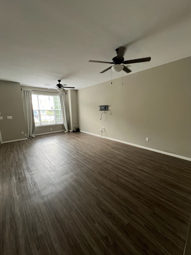 Foto del edificio - 105 Bumble Cir