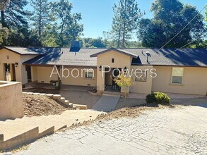 Building Photo - 5791 Forest Lake Rd