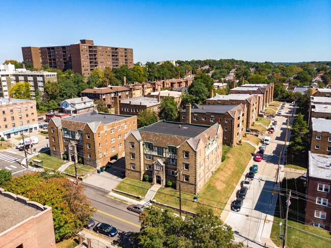 Foto del edificio - Hempstead Road Apartments