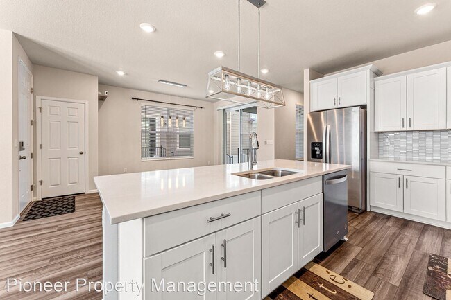 Foto del edificio - 3 br, 2.5 bath House - 5120 Buckwheat Road