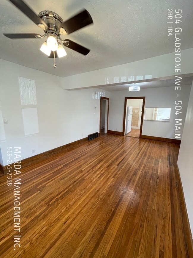 Building Photo - BRIGHT & SPACIOUS 2 BED / 1 BATH UNIT IN OLD WALKERVILLE+ HYDRO & GAS
