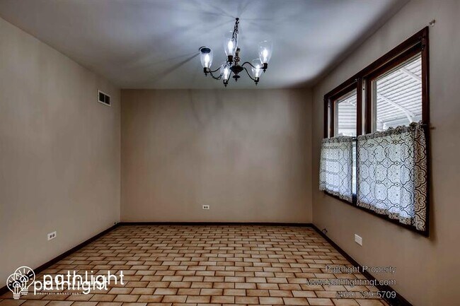 Foto del edificio - 7639 161st St