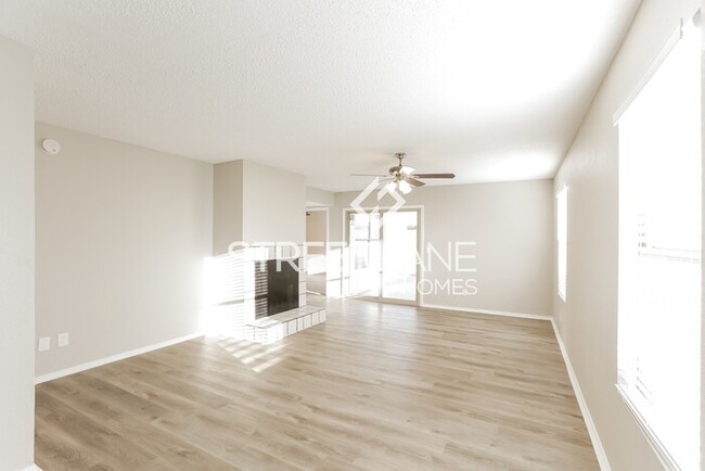 Foto del edificio - REDUCED! Charming 3 Bedroom in Phoenix!