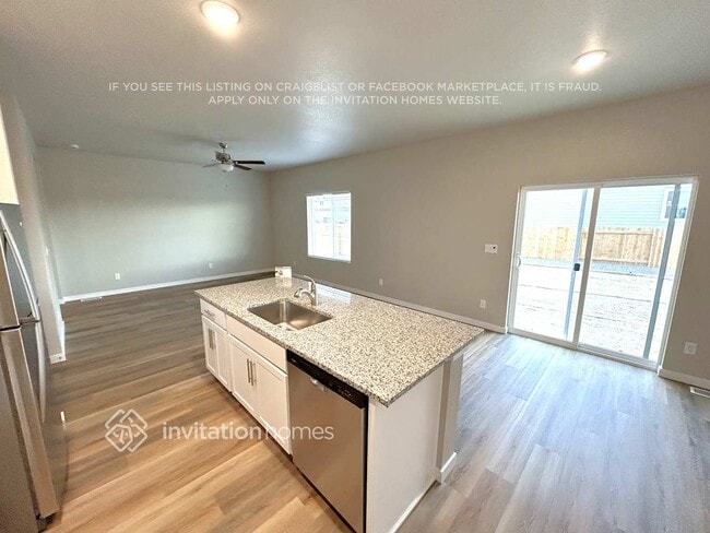 Foto del edificio - 7410 Green River Ave