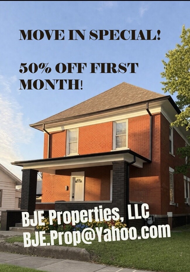 Building Photo - 930 8th Ave