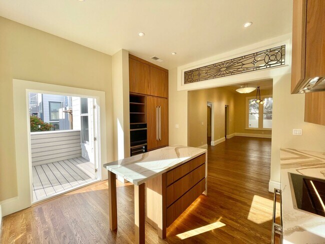 Building Photo - Modern, All New, High End 3BR/2BA Plus Den...