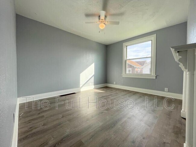 Building Photo - 116 Sefts Ave