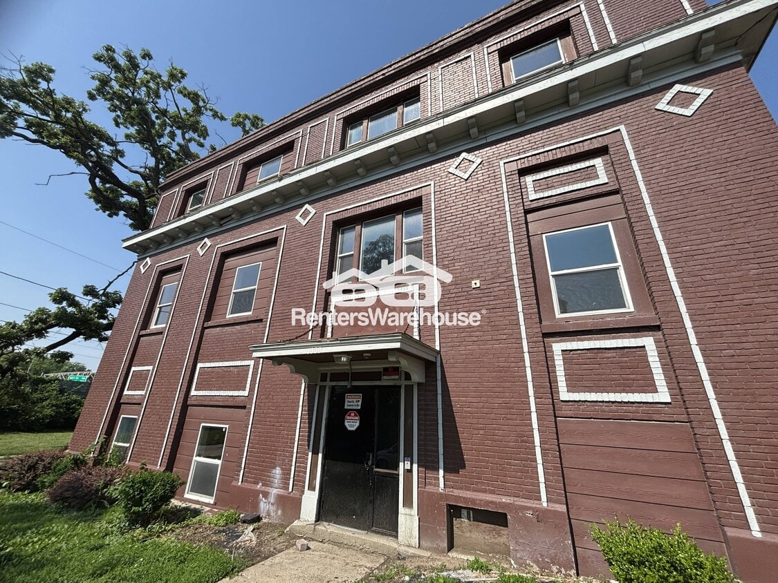Building Photo - 1000 24th St