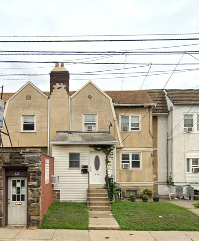 Foto del edificio - 239 Long Ln