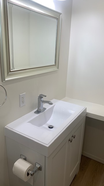 New Bathroom - Crestwood Apartments