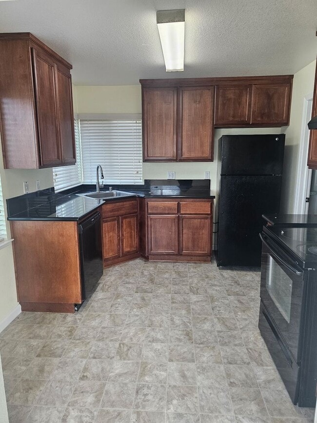 Foto del edificio - NICE UPDATED HOME IN SACRAMENTO!!