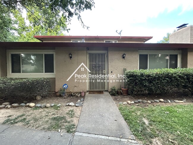 Building Photo - 5814 Shadow Creek Dr