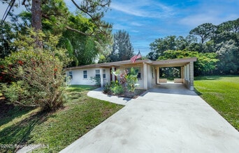 Building Photo - 248 Laurel Oak St