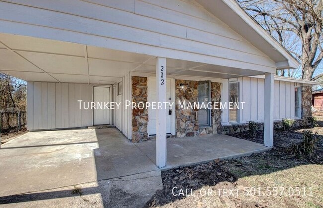 Building Photo - 202 Overland Trail