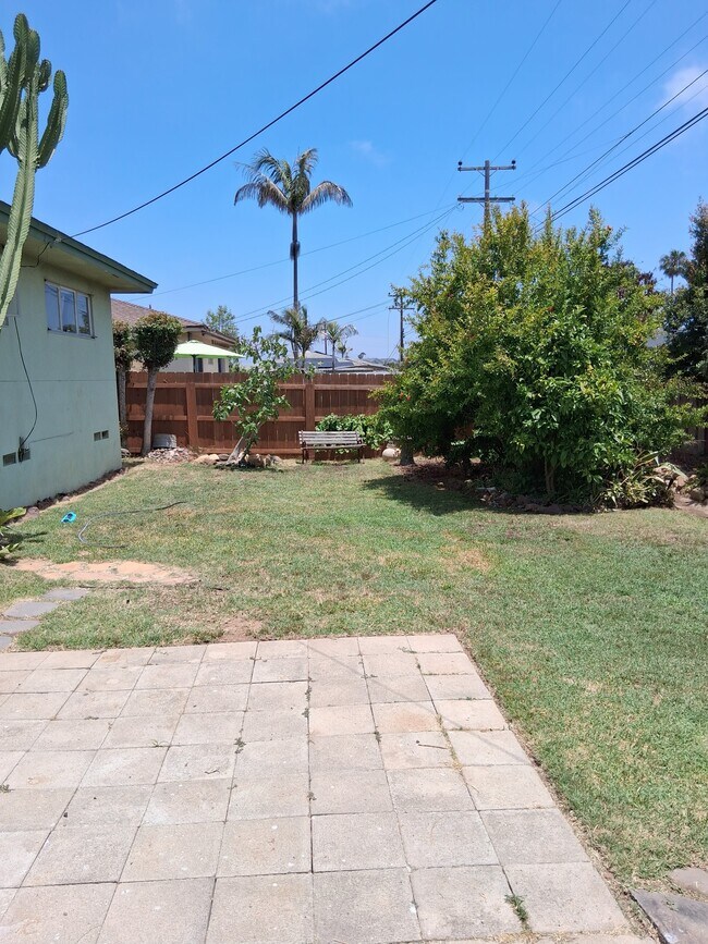 Foto del edificio - 491 Carnation Ave