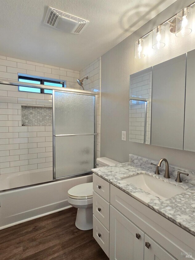 Foto principal - 6491 Pleasants Valley Rd