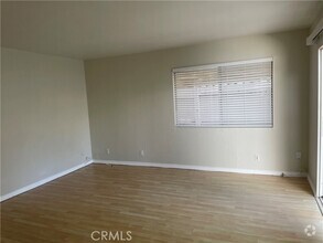 Building Photo - 514 Marigold Ave