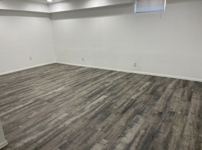 Photo - 10421 Pennsylvania St House