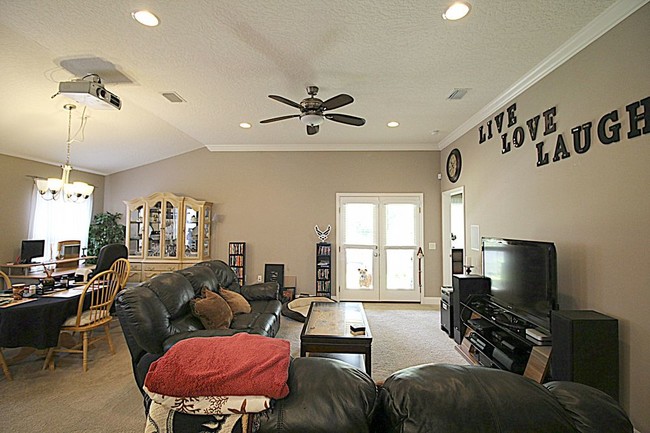 Building Photo - 2698 Hartman Ct