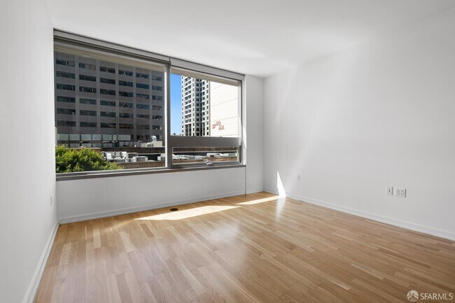 Foto del edificio - 1 Hawthorne St