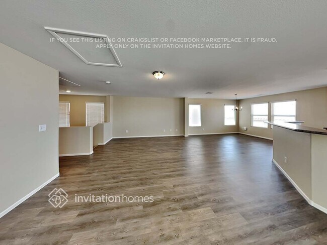 Foto del edificio - 256 Morning Crest Ave