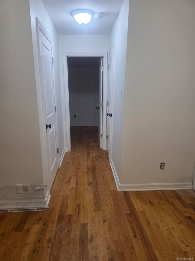 Foto del edificio - 63 Poplar Ln