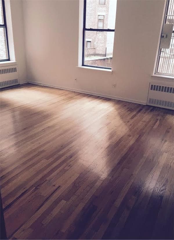 Building Photo - 306 W 80th St