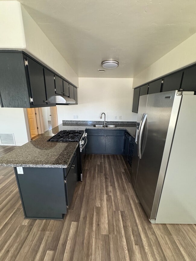 Building Photo - 8440 E Greg Ct