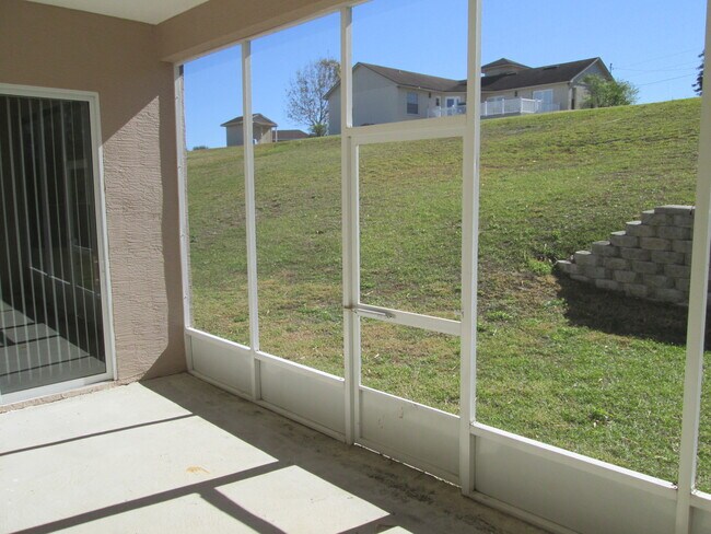 Foto del edificio - Large House with Bonus Room