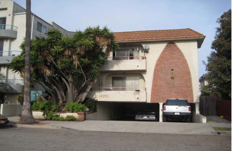 Building Photo - 12771 Caswell Ave