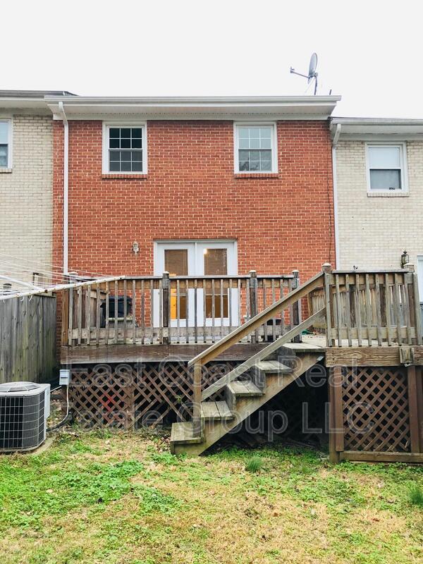 Building Photo - 75 Boileau Ct