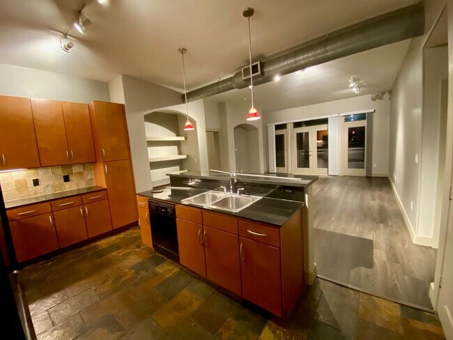 Foto del edificio - 1901 Post Oak Blvd