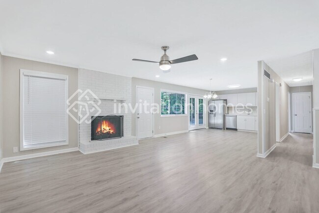Building Photo - 140 Trickum Hills Dr
