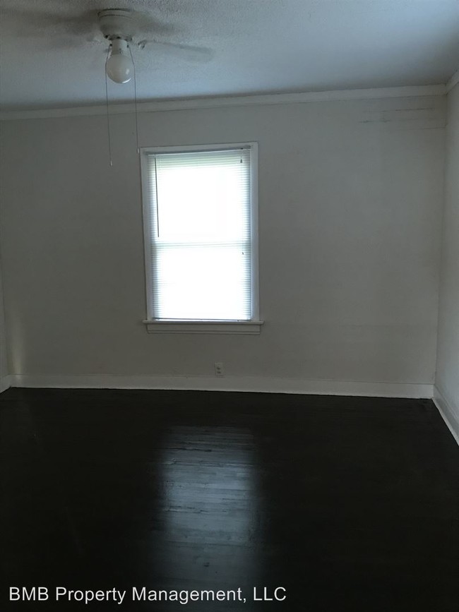 Building Photo - 2 br, 1 bath House - 2312 E Second St