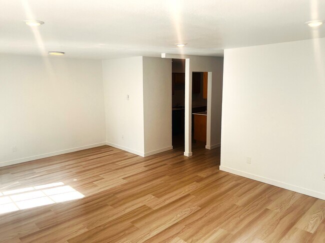 Building Photo - 13437 SW 17th St